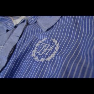 Tommy Hilfiger button up